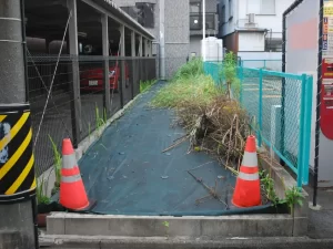狭小地